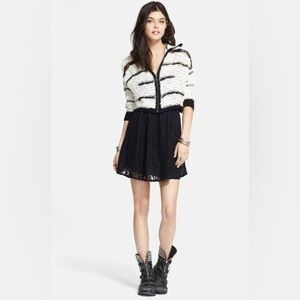 FREE PEOPLE HAVANA CROCHET
HOODIE CARDIGAN